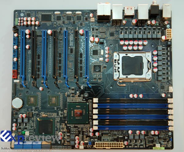 Asus P6T WS Supercomputer